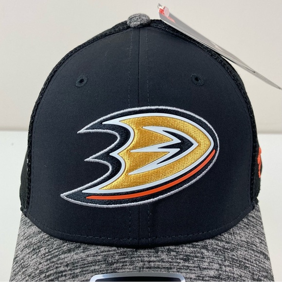 Fanatics Anaheim Ducks NHL Black & Gray Embroidered Logo Mesh Snapback Hat NWT! - Picture 7 of 12